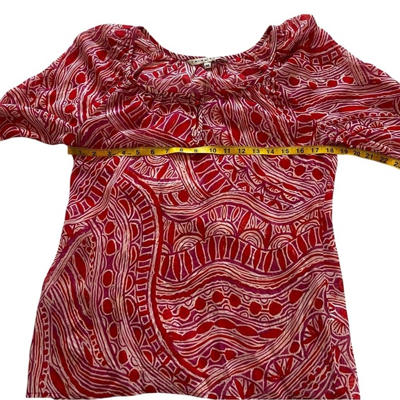 Trina Turk Silk Blend Printed Peasant Blouse keyhole neck relaxed semi sheer M - Picture 11 of 15